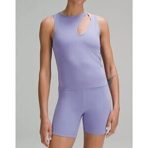 NWT Lululemon Shoulder‎ Cut-Out Yoga Tank Top in Dark Lavender Women's Size 8